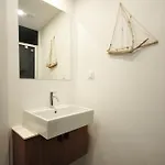 4 Winds Apartment